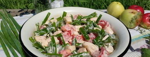 летний салат с яблоками. Шаг 6