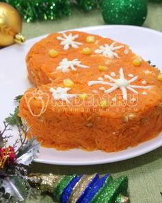 Новогодний салат Варежка