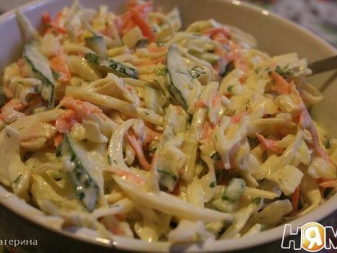 Рецепт овощного салата с капустой и тремя видами лука