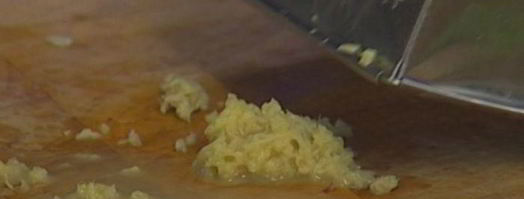 салат из бурого риса с семгой и манго. Шаг 6