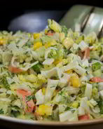 Салат из крабовых палочек и кукурузы