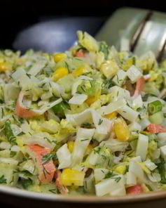 Салат из крабовых палочек и кукурузы