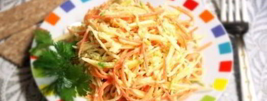 салат из маргеланской редьки, моркови и яблока. Шаг 4