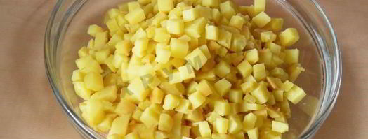 салат из отварной красной рыбы. Шаг 7