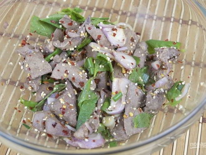 Рецепт салата из печени свиной