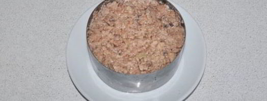 салат из печени трески с картофелем, яйцом и сыром. Шаг 6