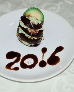 Салат из свеклы с авокадо