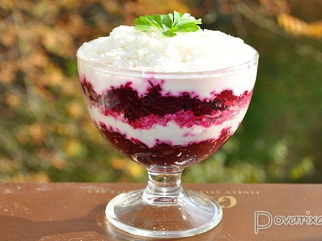 Рецепт салата из свеклы с яйцом, чесноком и йогуртом