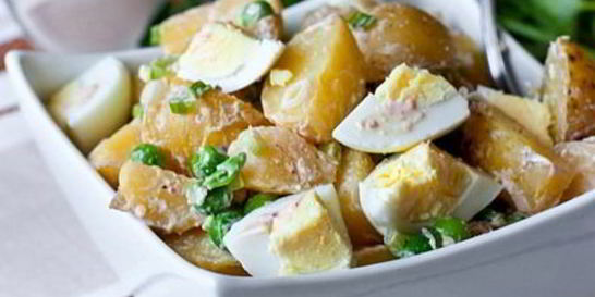 Салат из яиц и картофеля