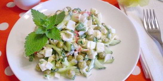 Салат крабовый с огурцом