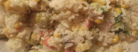 салат необычный с копченой рыбкой. Шаг 3