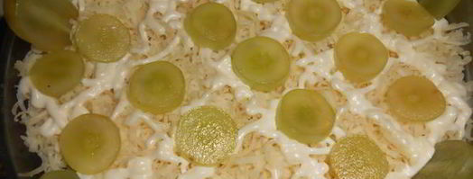 салат с курицей и черносливом. Шаг 7