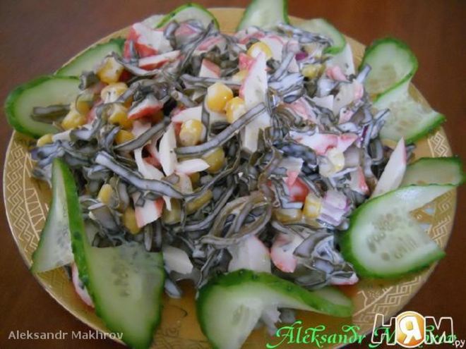 Рецепт салата с морской капустой и кукурузой