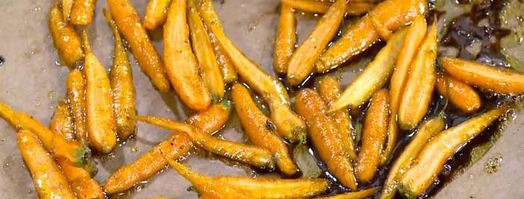 салат с нутом и запеченной в меду морковью. Шаг 5