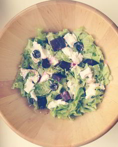 Салат с печеной свеклой и фетой