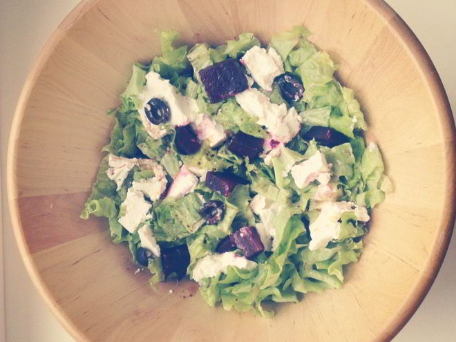 Рецепт салата с печеной свеклой и фетой