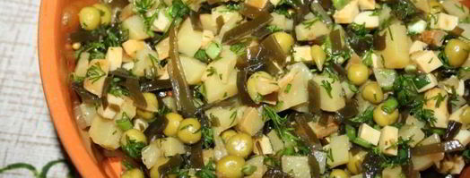 салат с печеным картофелем и копченым кальмаром. Шаг 8