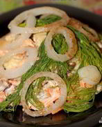 Салат Жар-птица с опятами