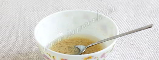 селедочный салат с яйцом и огурцом. Шаг 3