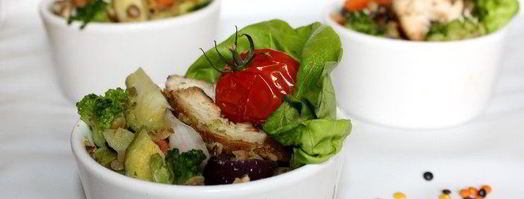теплый салат из чечевицы с соусом гуакамоле. Шаг 2