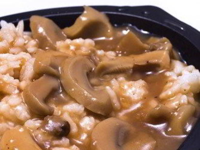 Рецепт густого грибного соуса с красным вином и чесноком