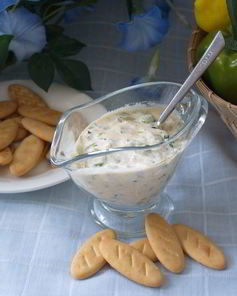 Кефирный соус с зеленью