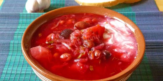 Борщ с фасолью постный