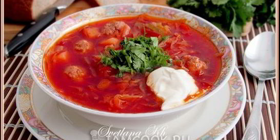 Борщ с фрикадельками