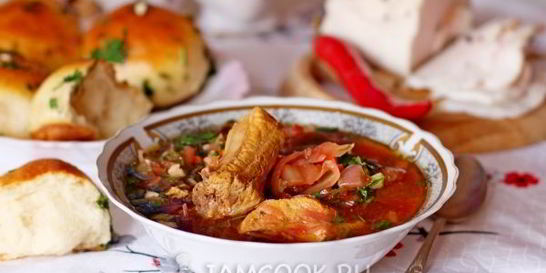 Борщ с кислой капустой в мультиварке