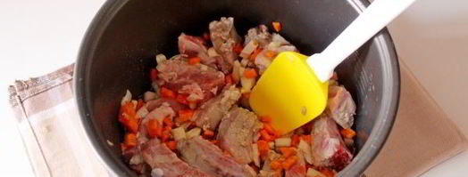 борщ с кислой капустой в мультиварке. Шаг 5