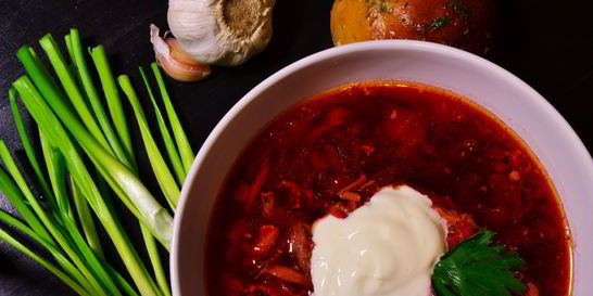 Борщ с копченостями