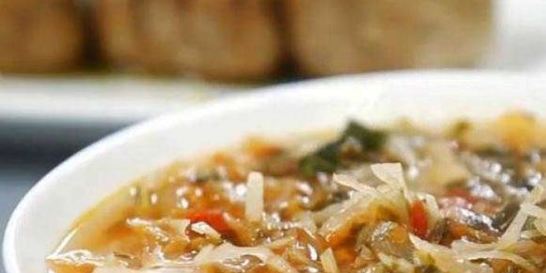 Борщ с пампушками