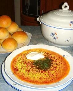 Борщ со свининой и болгарским перцем в мультиварке