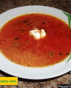 Говяжий борщ со свеклой и свежей капустой