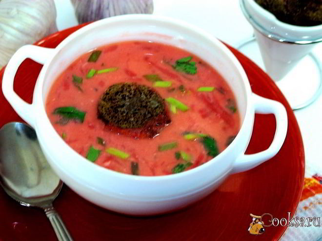 Рецепт пдбивания борщ с чесночными крутонами