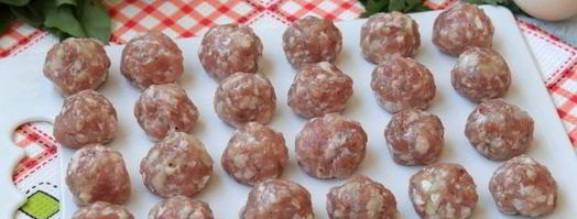 зеленый борщ с фрикадельками и со щавелем. Шаг 5