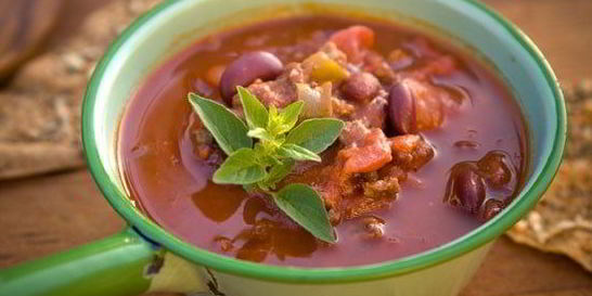 Фасолевый суп с чили