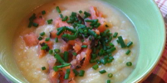 Картофельный суп с красной рыбой