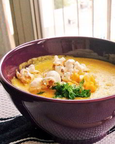 Крем-суп из кукурузы с имбирем, сливками и попкорном