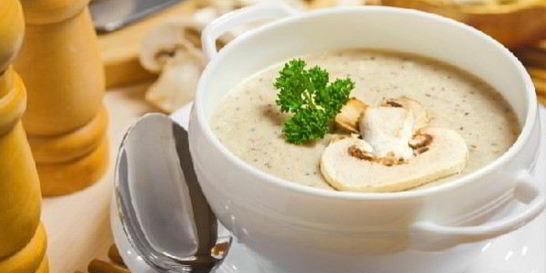 Крем-суп из шампиньонов со сливками