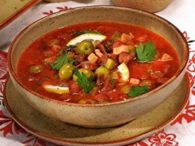 Рецепт мясной солянки в мультиварке