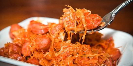 Солянка по-деревенски с сосиской