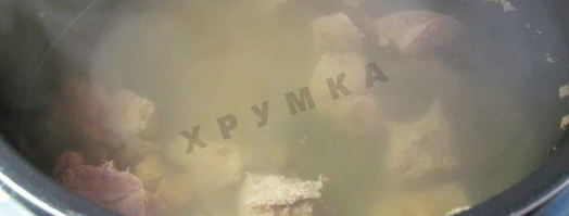 солянка сборная мясная в мультиварке. Шаг 9