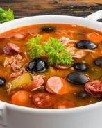Солянка сборная мясная
