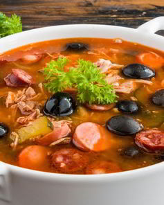 Солянка сборная мясная