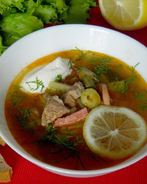 Суп солянка с оливками и колбасой