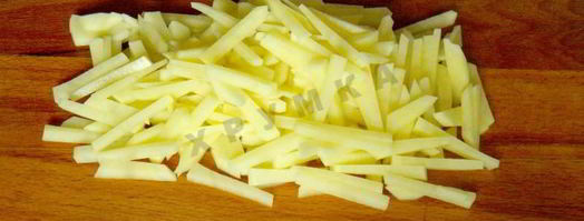 суп солянка с оливками и колбасой. Шаг 4