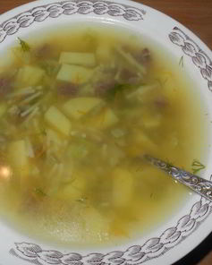 Суп из говядины с вермишелью