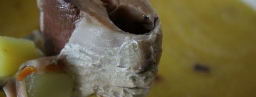 суп из рыбных консервов с яйцом. Шаг 5