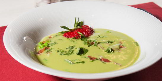 Суп из зеленого горошка